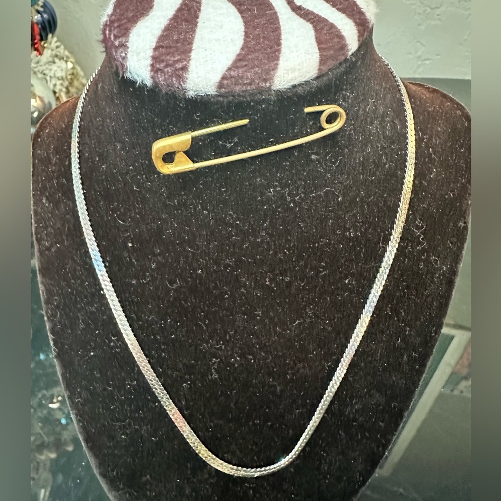 Signed Monet Flat chain Necklace